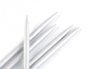 Ponožkové pletací jehlice č. 4;