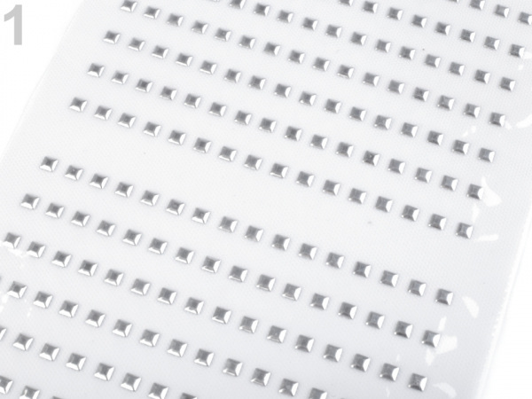 Kovové nažehlovací kamínky hot fix na přenášecí fólii