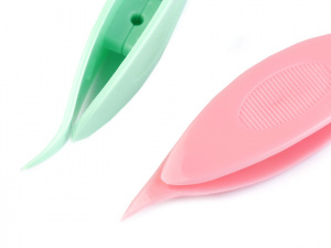 Člunek na frivolitky