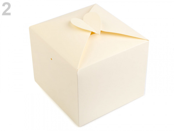 Papírová krabička se srdcem