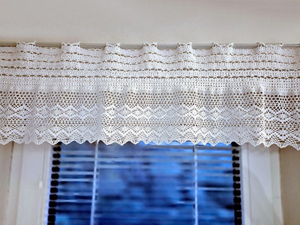 Bavlněná krajka paličkovaná šíře 12,5 cm