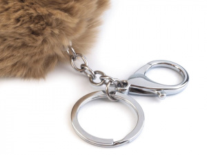 Kožešinová bambule na kabelku s karabinou