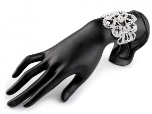 Štrasová aplikace k našití