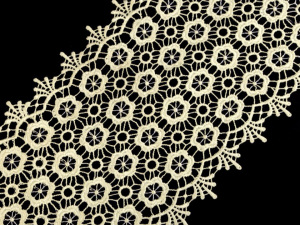 Vzdušná krajka šíře 16 cm