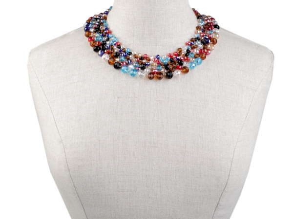 Náhrdelník z broušených korálků