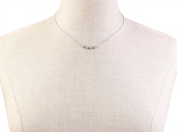 Náhrdelník se srdci z nerezové oceli