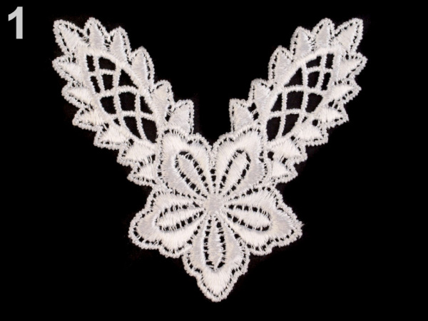 Krajková aplikace / vsadka na košilky