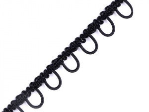 Prýmek s pružným očkem na knoflíky šíře 15 mm