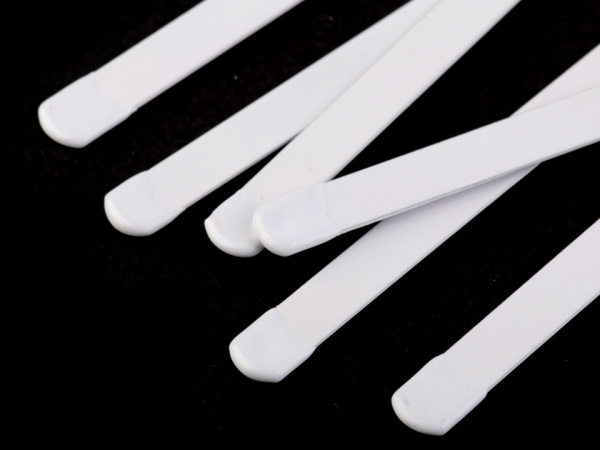 Výztuž do korzetu kovová šíře 8 mm