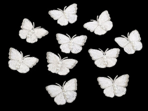 Textilní aplikace / nášivka motýl s perlami vyšívaný malý