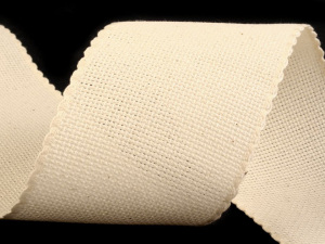 Kanavný pás šíře 75 mm zoubkovka