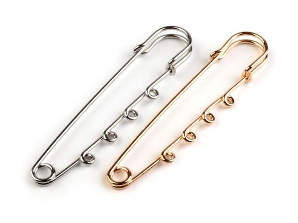 Ozdobný spínací špendlík s očky