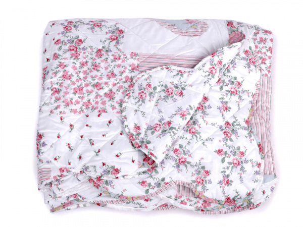 Prošívaný přehoz na postel oboustranný 220x240 cm