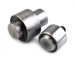 Piston k nýtování průchodek Ø18 mm