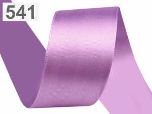 Atlasová stuha oboulící svazky po 5 m šíře 40 mm