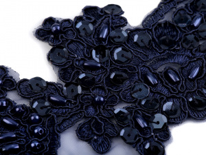 Monofilová aplikace / vsadka 8,3x23,5 cm s flitry a perlami