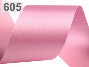 Atlasová stuha oboulící svazky po 5 m šíře 50 mm