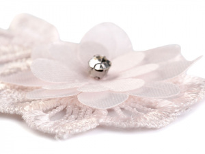 Krajková aplikace / vsadka 3D 6,3x12 cm