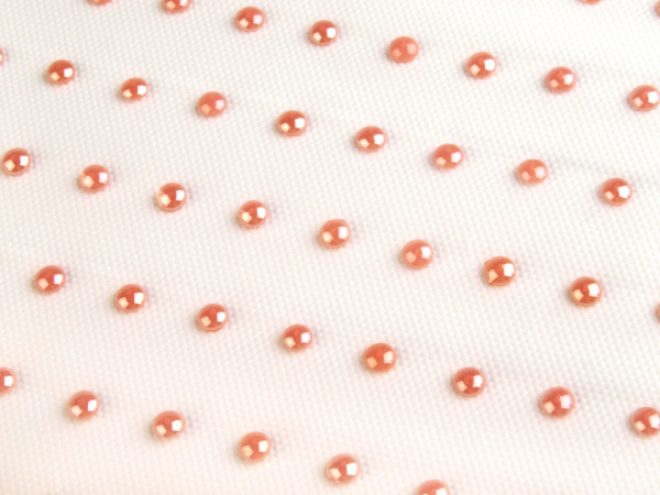 Nažehlovací perly velikost SS26 na přenášecí fólii