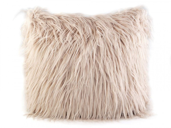 Chlupatý dekorační polštář s výplní