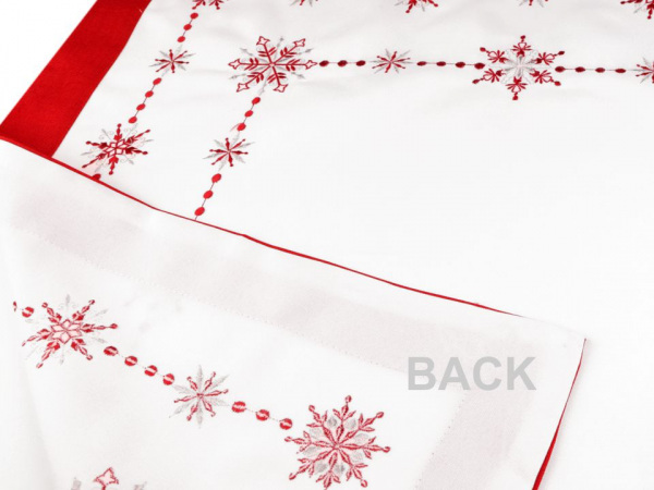 Vánoční vyšívaný ubrus 85x85 cm