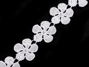 Vzdušná krajka / vsadka šíře 24 mm květy