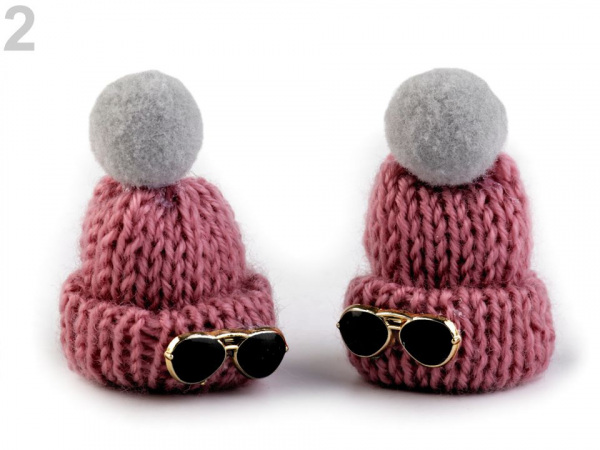 Textilní aplikace / nášivka pletená čepička