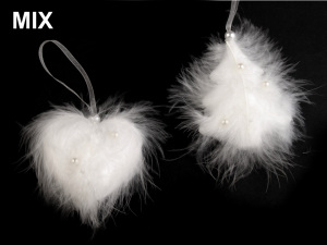 Svatební peříčkové srdce s perlami