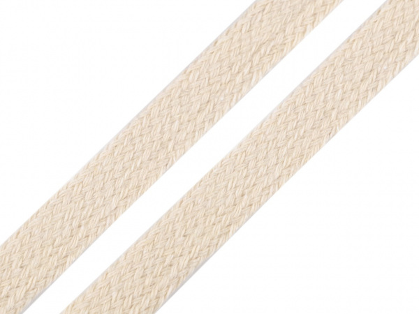 Oděvní šňůra plochá / dutinka šíře 11-15 mm