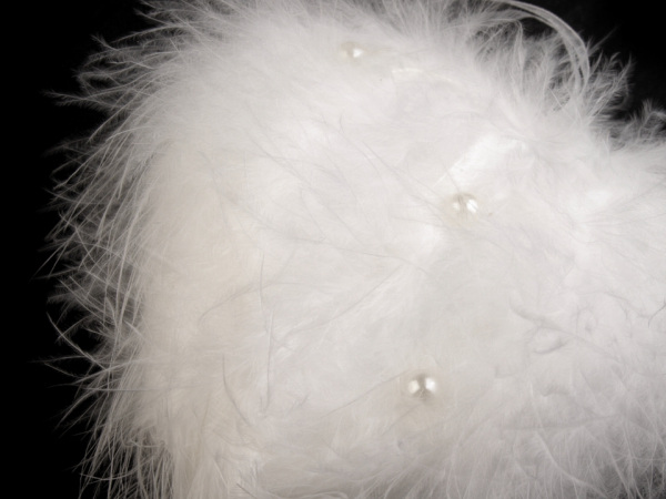 Vánoční / svatební peříčkové srdce s perlami