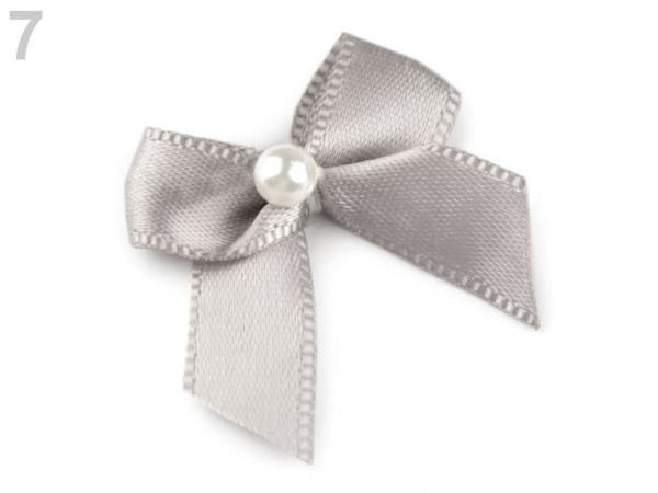 Saténová mašlička s perlou 30x35 mm