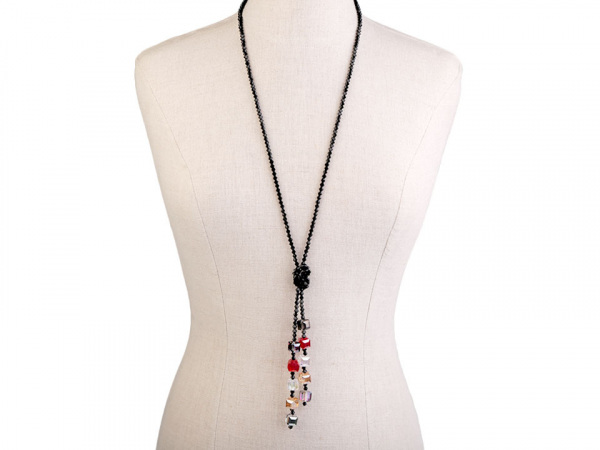 Náhrdelník z broušených korálků