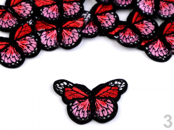 Nažehlovačka motýl malá