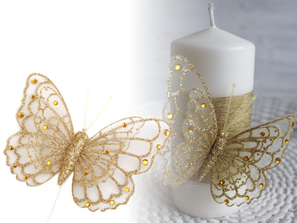 Motýl na drátku s glitry