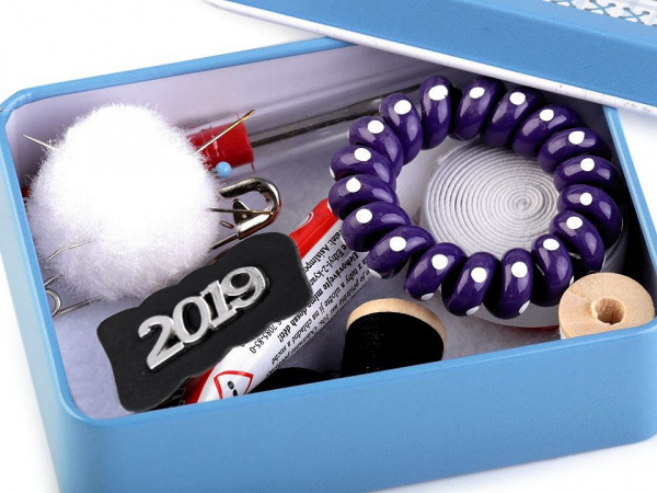 Šitíčko v plechové krabičce