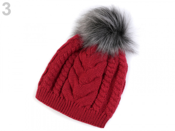 Dámská zimní čepice s bambulí