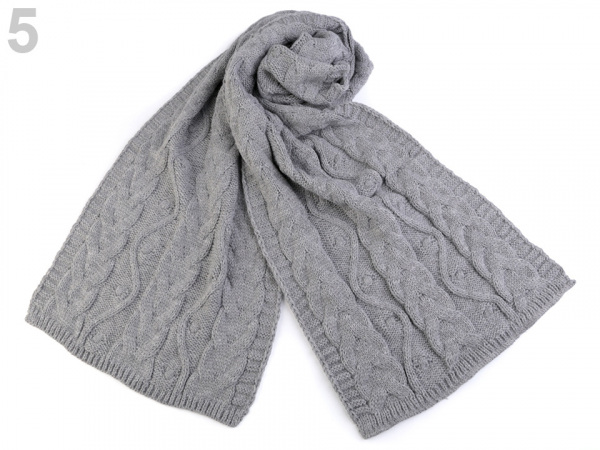 Pletená zimní šála s copy