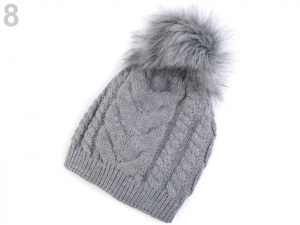 Dámská zimní čepice s bambulí