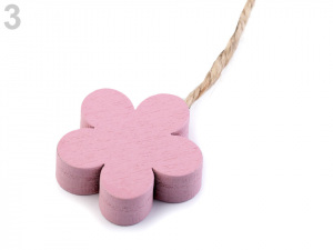 Dřevěný ptáček, motýl, květ, srdce s provázkem