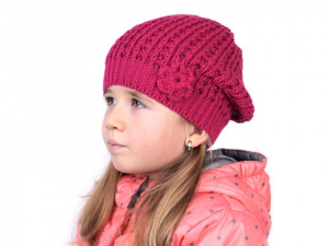Dívčí pletená čepice / baret Capu