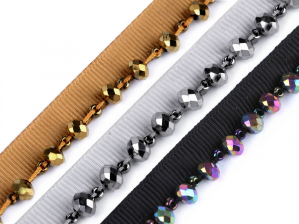 Prýmek / paspulka s broušenými korálky šíře 15 mm