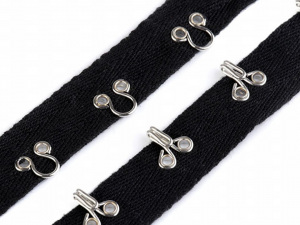 Lampas / prýmek -  háčky a očka na stuze šíře 20 mm