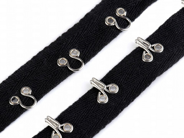 Lampas / prýmek -  háčky a očka na stuze šíře 20 mm