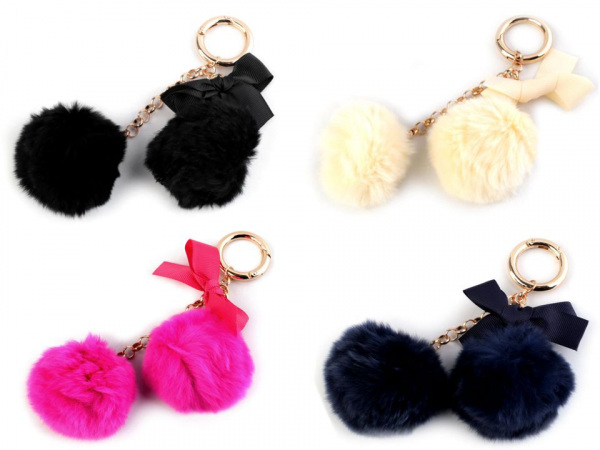 Kožešinový přívěsek na kabelku / klíče