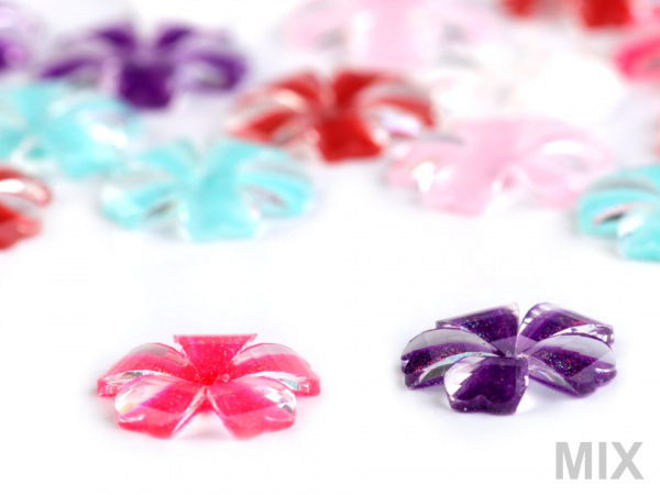 Broušený květ našívací Ø12 mm