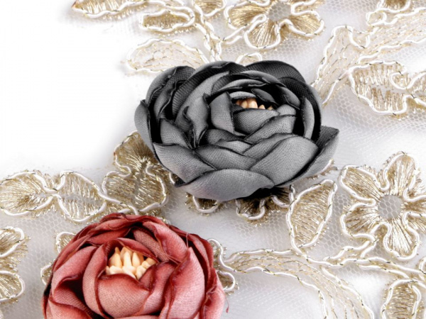 Monofilová aplikace / vsadka 3D 12x23 cm s květy