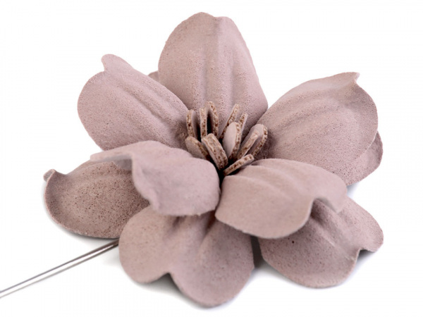 Ozdobný špendlík květ