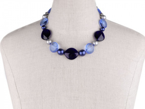 Náhrdelník ze skleněných korálků