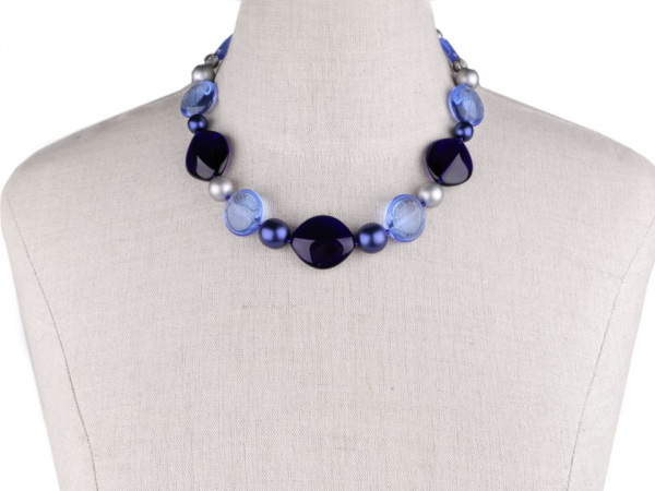 Náhrdelník ze skleněných korálků