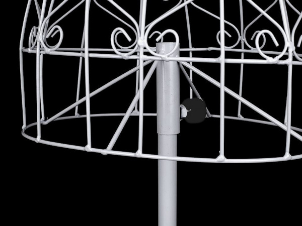 Výstavní panna kovová